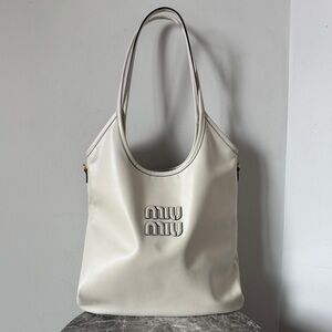 Miu Miu Ivy Leather Shoulder Bag